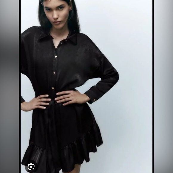 Zara Dresses & Skirts - Zara Black Pleated Dolman Sleeve Dress